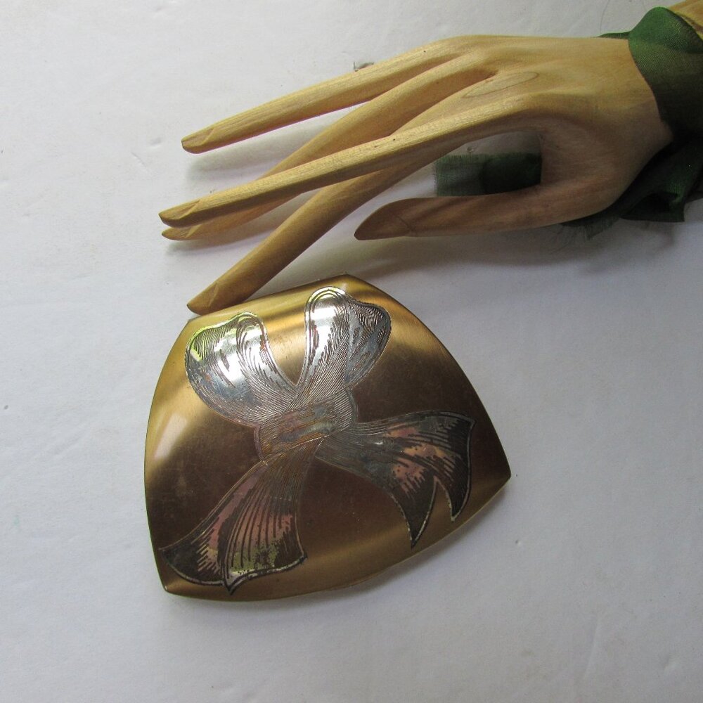 SALE Vintage Elgin American Compact Silvery Bow on Gold Tone